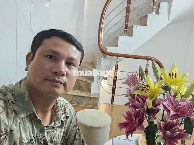 Nhà riêng Nguyễn Cao 5 tầng, nhà đẹp 3 phòng ngủ,Wc. Tầng 1 kinh doanh
