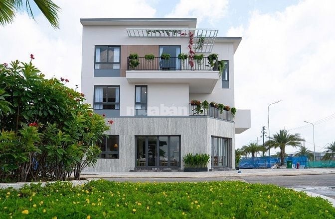 Nhà ở thương mại giá chỉ 21 triệu/m2 DTSD 180m2 1trệt 2lầu, 3pn, 4wc
