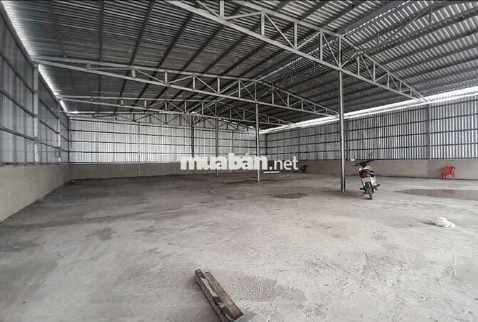 CHO THUÊ KHO,XƯỞNG GIÁ RẺ 420M² CHỈ 28TR/T, Đ LÊ TRỌNG TẤN
