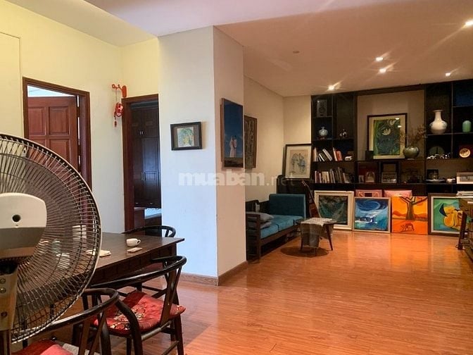Căn hộ chính chủ 122 m2 phố Nguyễn Cảnh Dị full nội 