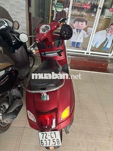 vespa gts nhập ý