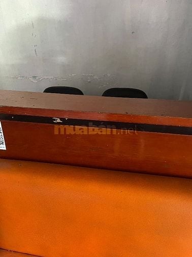 Tuyển nhân viên quản lý, kiêm thu ngân