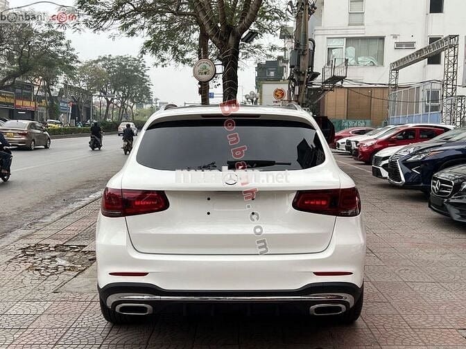 -GLC300 4matic xe sản xuất năm 2020