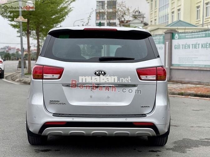 Kia Sedona 2016