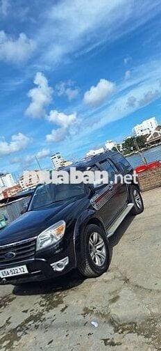 Ford Everest 2009 2.5L 4x4 MT - 250000 km