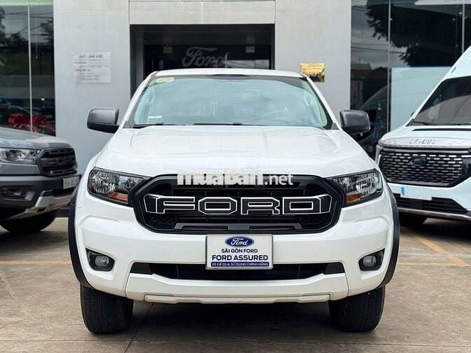 FORD RANGER XLS AT 1 CẦU 2021 - 20000km xe cá nhân