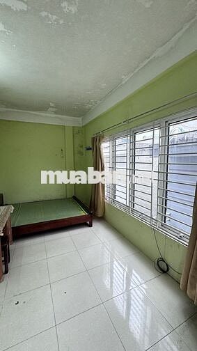 Cho nữ thuê phòng phố Cự lộc đường Nguyễn trãi (cạnh Royal city )