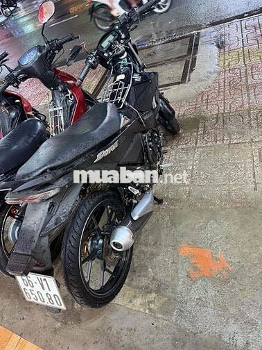 Satria xe máy zin êm giá thanh lý 18 triệu.