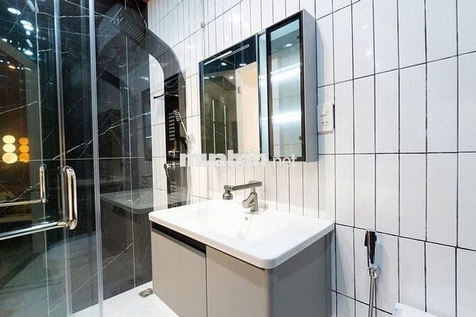 ăn nhà Phố 3 tầng 3 mê sau lưng MT Hoàng Diệu,vị trí trung tâm đắc địa