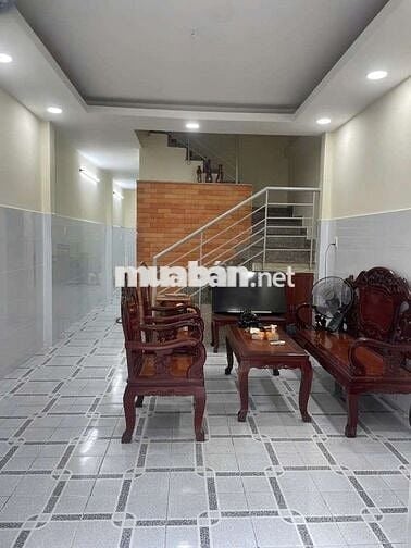 Cho thuê nhà hẻm xe hơi Thành thái, dt. 4x11m 1 trệt 1 lầu. 2pn 2wc