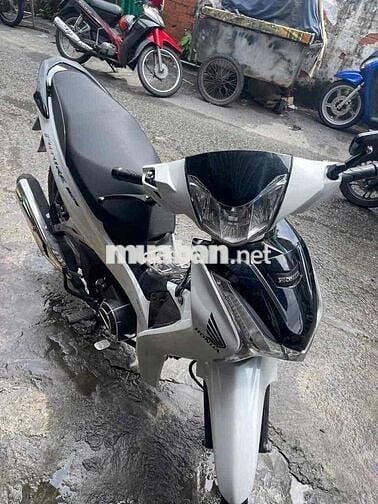 ❤️ Future 125 đời 2024 odo 9000km bstp 9chủ