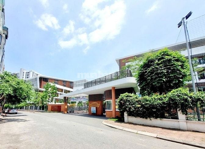 Hoa hậu Giang Biên, 2 oto tránh, Gần hồ Dt 90m2 MT 4.7m