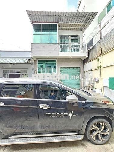 Nhà cấp 4 + 5phòng trọ kdc Areco gần chợ Đồng An và Vincom550 Bình Hòa