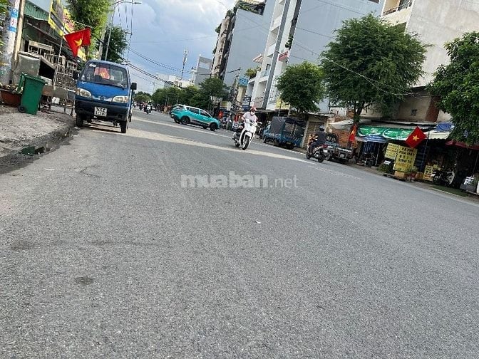 Cần bán gấp nhà mặt tiền Phạm Văn Bạch phường 15 Tân Bình, chỉ 115tr/m