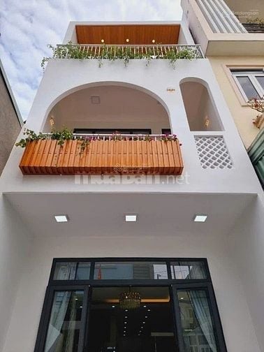 BÁN NHÀ PHƯỜNG4 QUẬN4 GIÁ HẤP DẪN.
