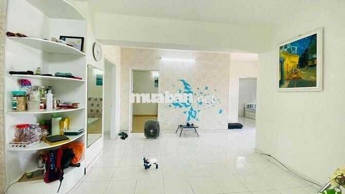 nhà cho thuê mới sơn sửa lại 25/10 vào ở ạ