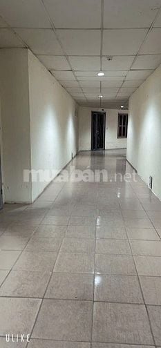 Cho thuê tầng 1 phố Nguyễn Chí Thanh tiện ở làm văn phòng 