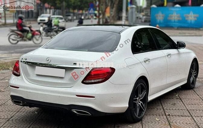 Mercedes-Benz E300 AMG