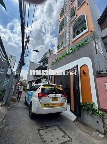Bán Tòa Nhà CHDV 16P Full Nội Thất Hẻm Xe Hơi Phan Huy Ích Gò Vấp