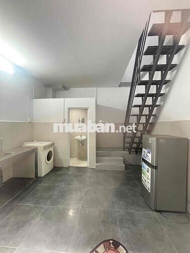 NHÀ NGUYÊN CĂN ĐANG TRỐNG CỰC RỘNG - GẦN TDTU RMIT - Trần Xuân Soạn Q7