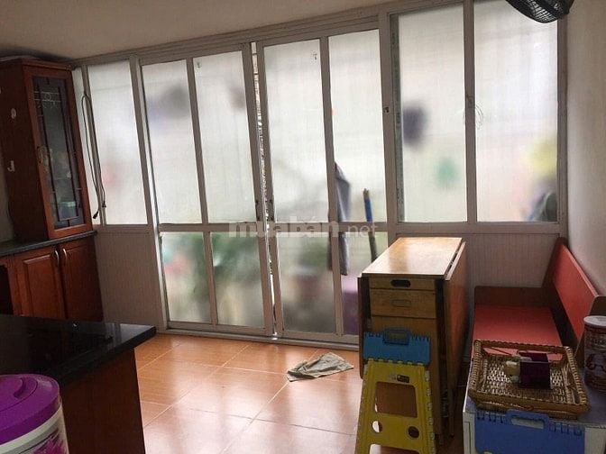 Cho thuê căn hộ tập thể Giảng Võ Hà Nội 