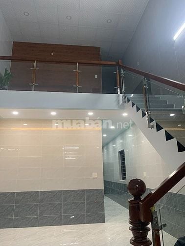 Cho thuê nhà nguyên căn có ki ốt,làm MBKD mặt tiền5 M đường lớn 