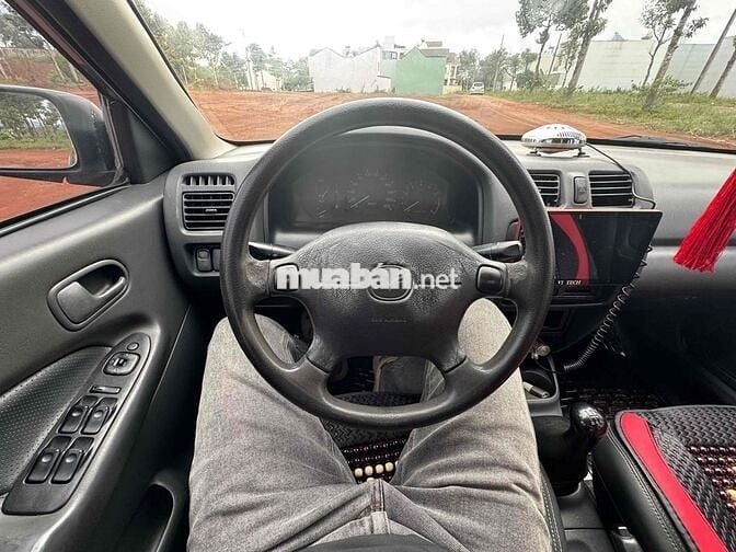 Mazda 323 2001 1.6 MT - 25500 km