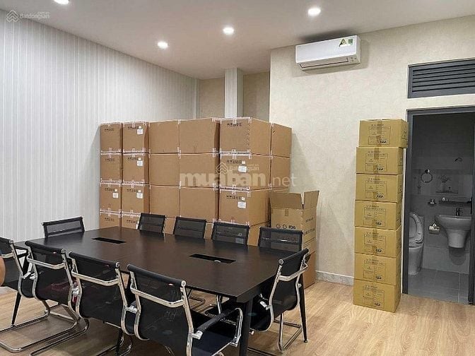 CƠ HỘI HIẾM – NHÀ MẶT TIỀN TRẦN MINH QUYỀN, QUẬN 10 – DÒNG TIỀN 50TR/T