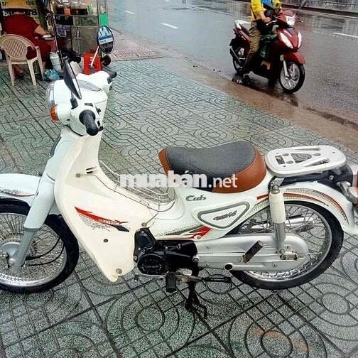 xe honda cup đi hoc đi chơi nay kg đi nữa cần bán