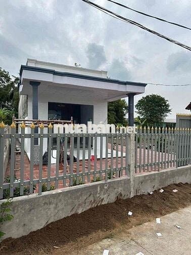chính chủ càn bán nhà vườn 640mv gần chợ Long Thượng, shr đường oto