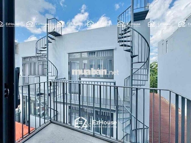 TIỆN DI CHUYỂN HUFLIT HOA SEN UEH