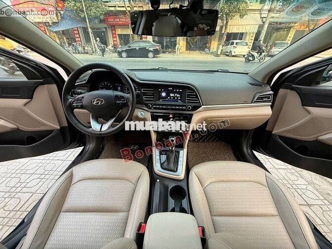 Hyundai Elantra 1.6 AT 2019