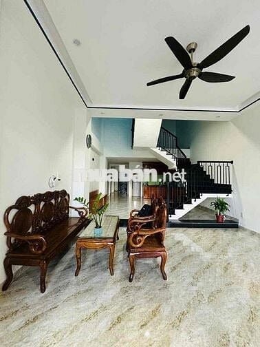 Cho thuê nhà khu Hoà Quý Nam Hoà Xuân 4pn