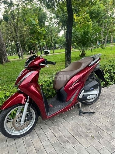 Cần bán xe Honda SH 160i ABS – màu đỏ, 2023, xe gia đình, còn mới 99%