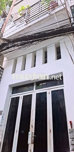 Nhà hẽm đường Đông Hồ. Phường 4..Q8