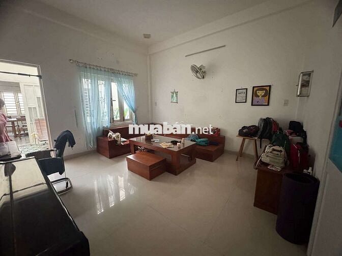 Bán nhà 3 tầng vị trí vip mặt tiền nguyễn bá học - hải châu - Đà Nẵng