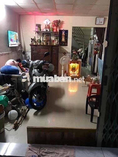 Nhà cho thuê Bùi Tư Toàn, tiện ích xung quanh đầy đủ