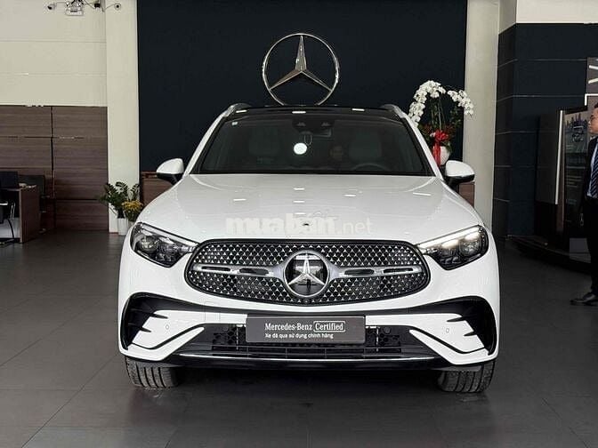 Mercedes Benz GLC 2023 - 15 km