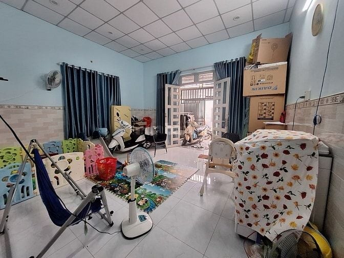 Bán nhà C4 ở ngay HXH 81m2 Quốc Lộ 13 Hiệp Bình, Thủ Đức giá chỉ 5 tỷ 