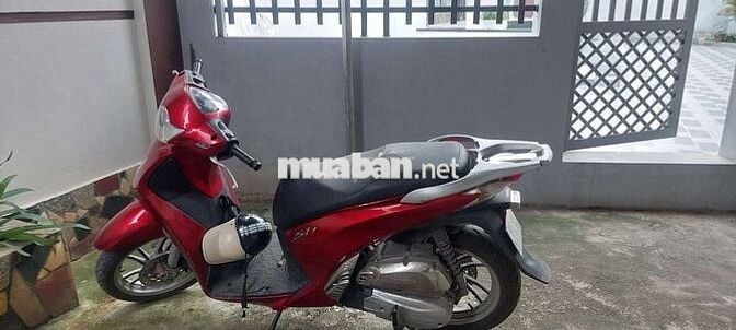 BÁN XE SH 2013 1 CHỦ GIẤY TỜ ĐẦY ĐỦ
