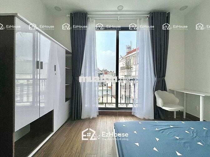 Studio Ban Công, Chỉ Nhận Nữ, Đầy Đủ Nội Thất, Phòng Sạch Sẽ.