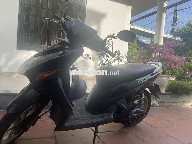 Bán xe Click đã qua sử dụng còn ngon lành ạ