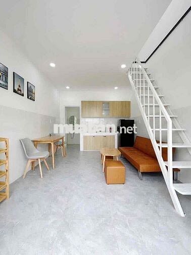 PHÒNG HIẾM TRỐNG LẠI - 1 TRỆT 1 LẦU - 60M2 - NGAY NGÃ TƯ HÀNG XANH