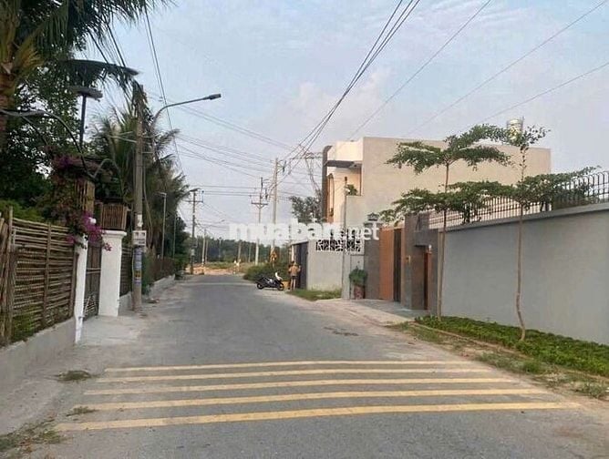 🚀 Bán gấp lô đất mặt tiền DX69 – Trung tâm TP Mới, giá chỉ 2tỷ150tr!