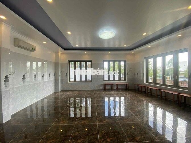 CHO THUÊ VĂN PHÒNG TRONG TOÀ NHÀ MT NGUYỄN VĂN CỪ
