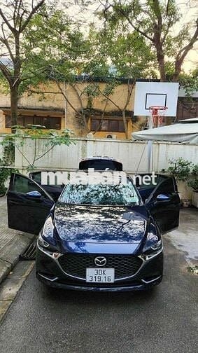 Mazda 3 2022 xanh cavansite mới đi được 1 vạn