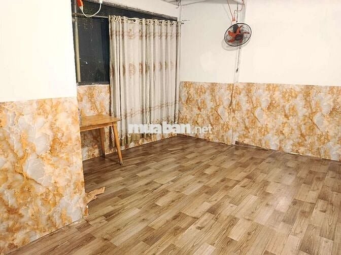 Cho thuê phòng 1 người trống không gác