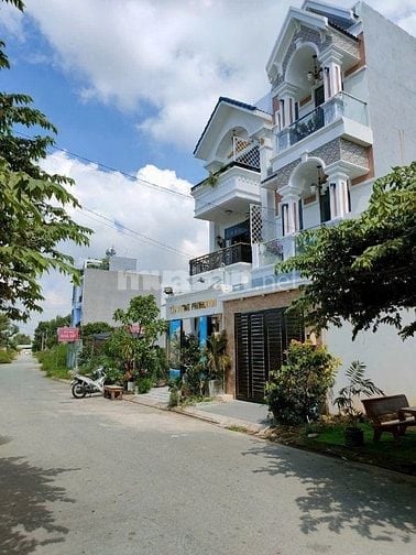 Bán dất sổ đỏ Q9 Samsung đường bưng ông thoàng giá 4.59 tỷ
