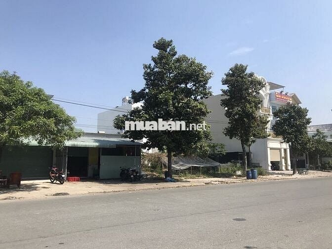 Cho thuê nhà nguyên căn 100m², 2PN – Đường 15m, Phú Tân, Thủ Dầu Một