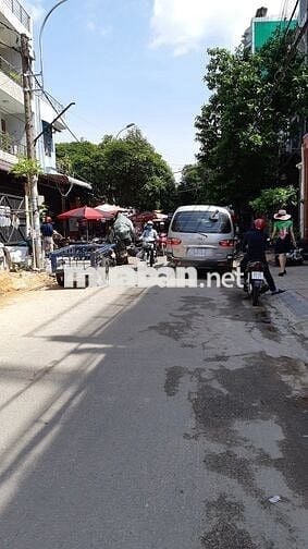 cho thuê nhà nguyên căn mặt tiền chợ Tam Bình diện tích rộng
